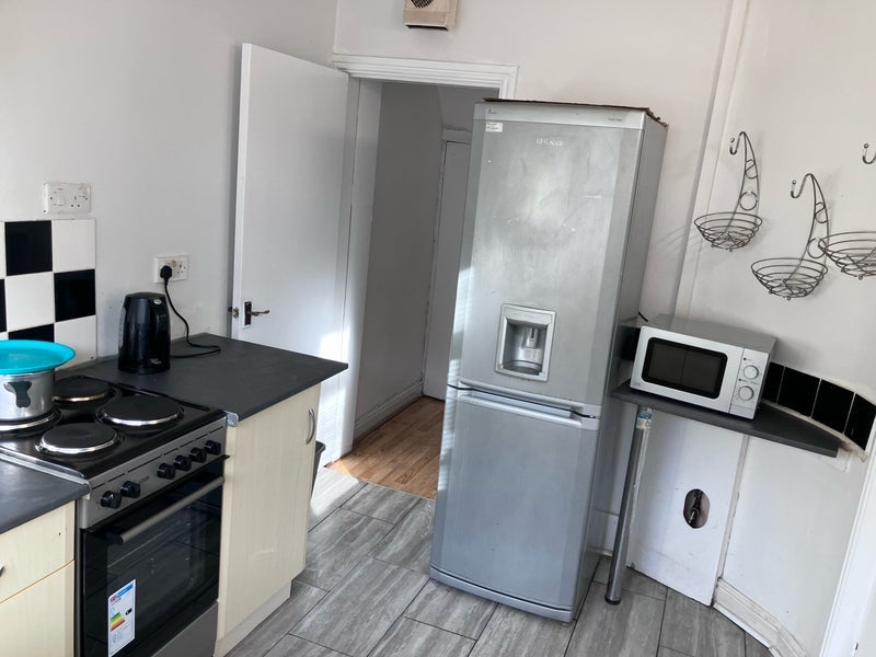 Room Crondall Street in Manchester
