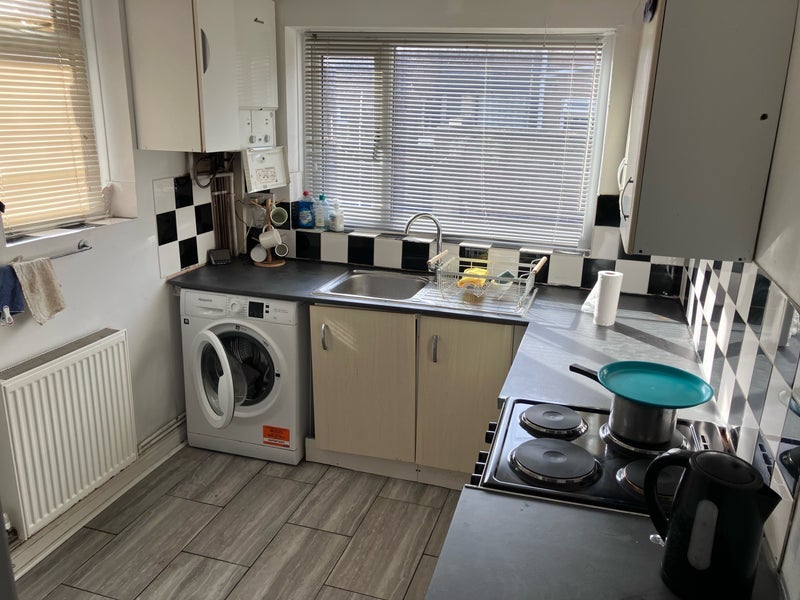 Room Crondall Street in Manchester
