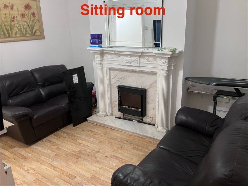 Room Crondall Street in Manchester