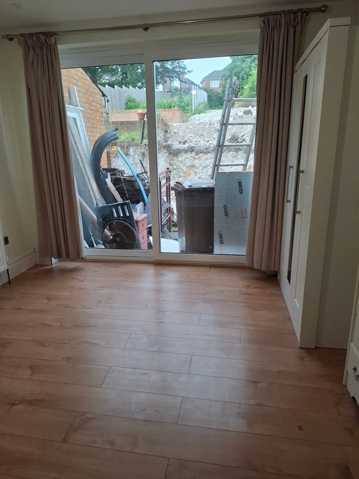 Room Seymour Road in Luton