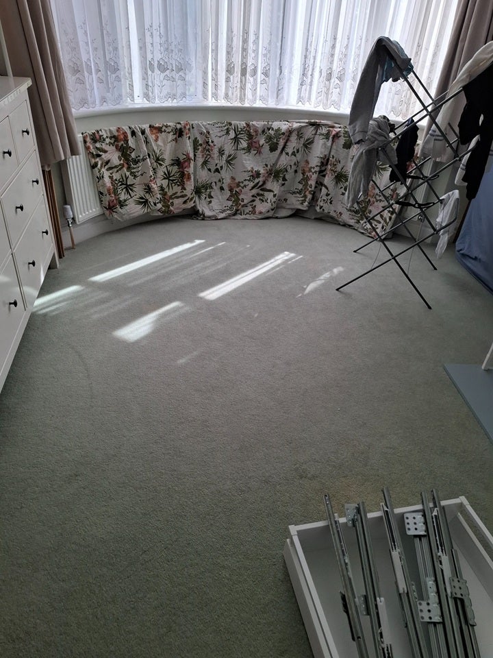 Room Seymour Road in Luton