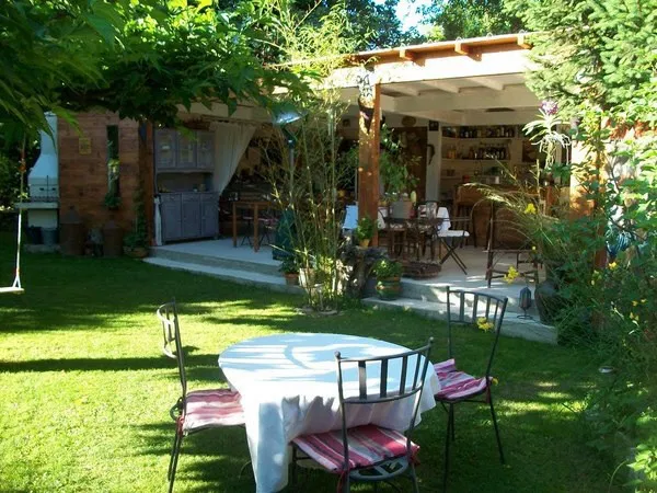 Room Impasse des Ellebores in Monteux
