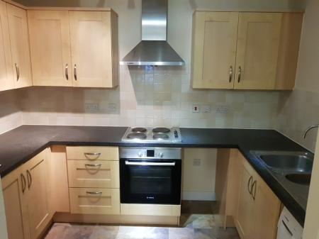 Flat Dog Kennel Walk in Dunstable