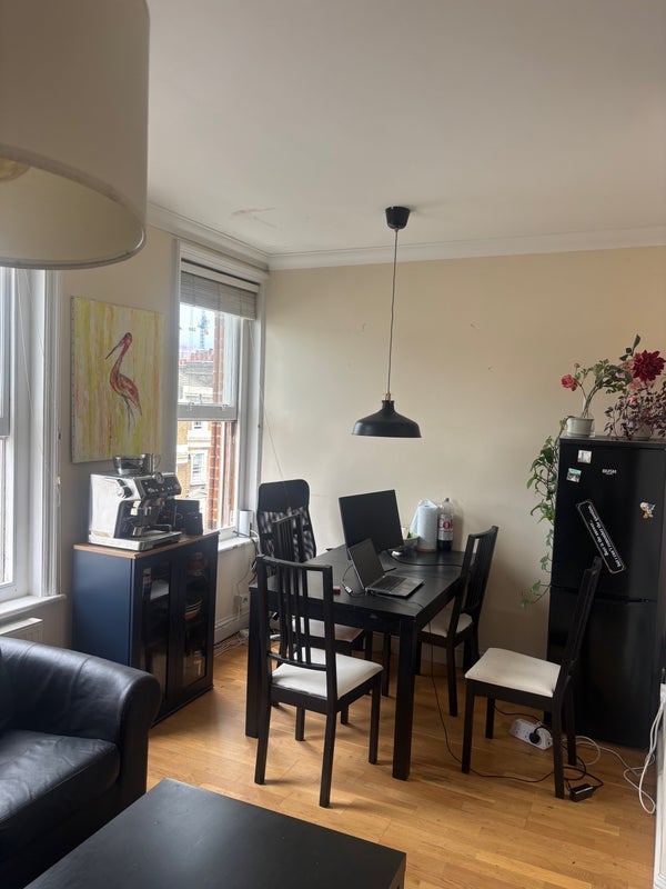 Room Queensway in City of Westminster