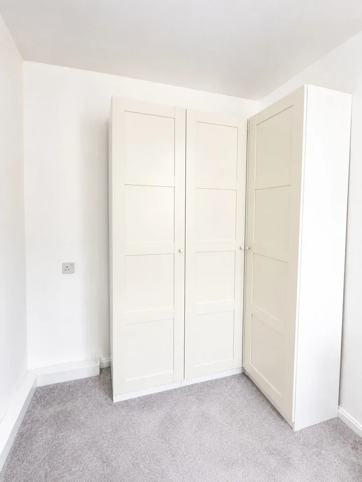 Room Sutton Street in Greater London