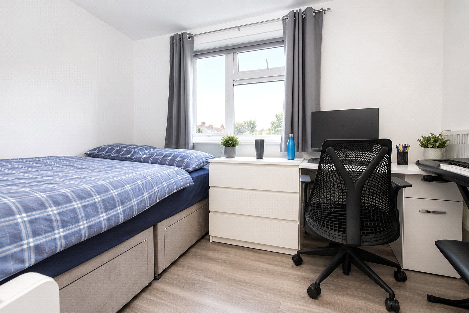 Flat Onslow Street in Guildford