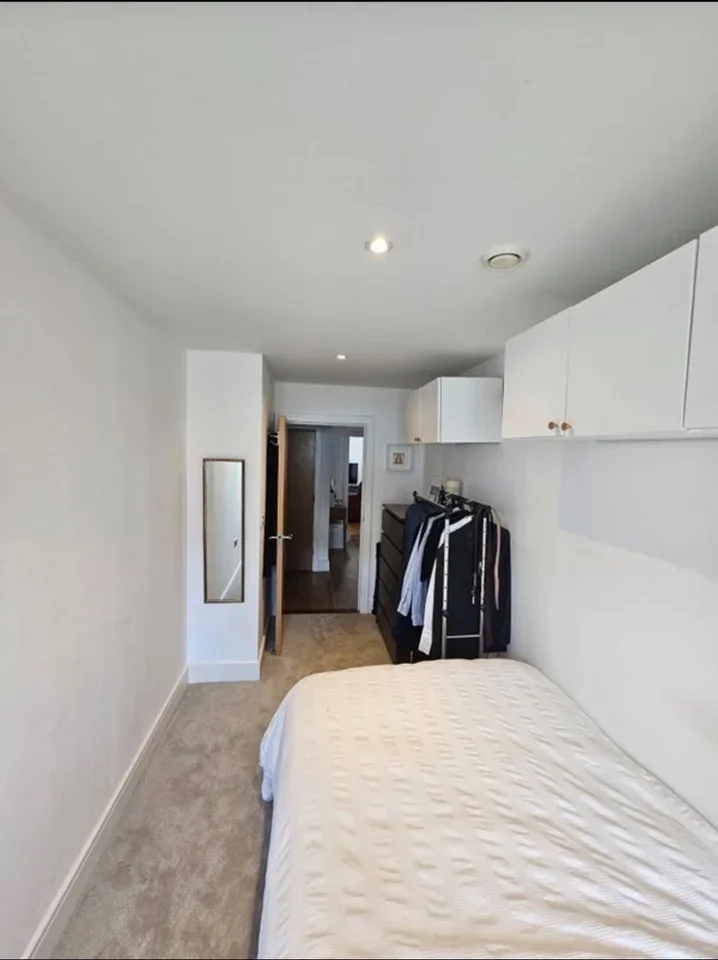 Room Drayton Park in Greater London