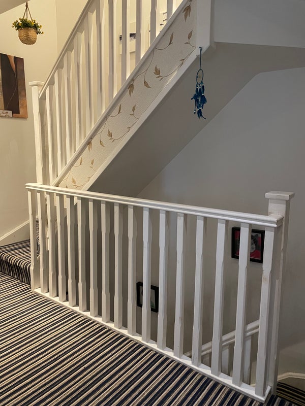 Room Kendra Hall Road in Greater London