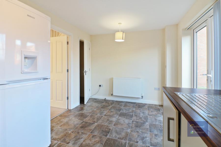 House Colemans Close in Ashford