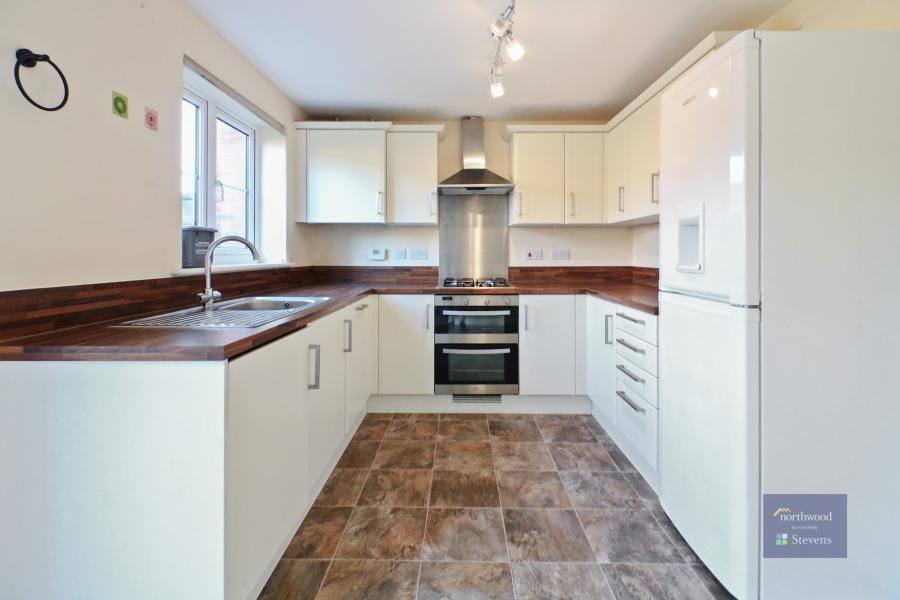 House Colemans Close in Ashford