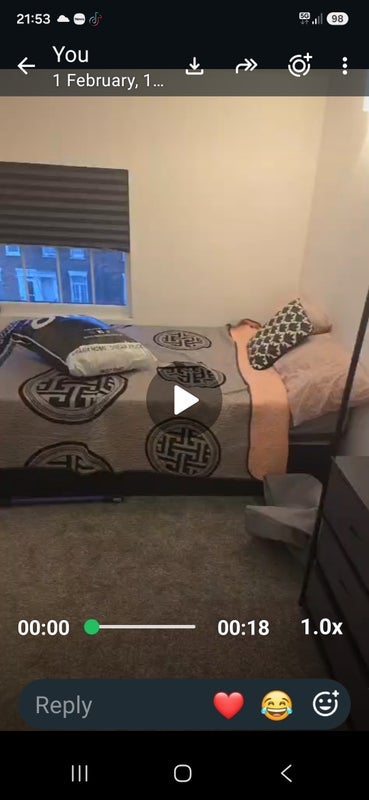 Room Queen's Road in Greater London