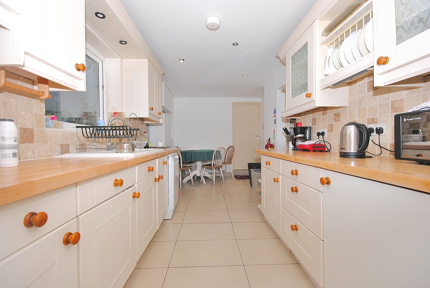 Room St John's Road in Uttlesford