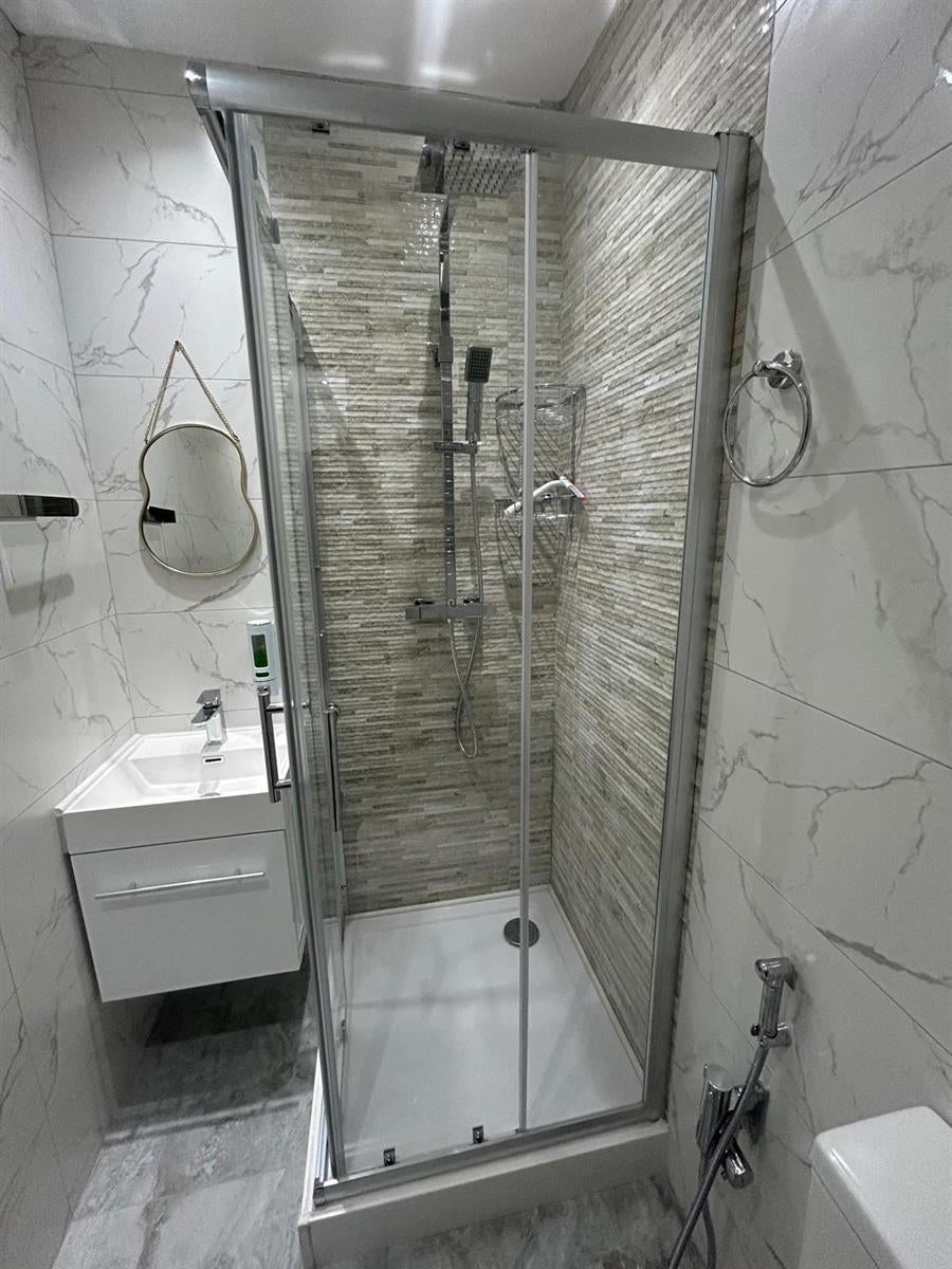 Room Yateley Avenue in Birmingham