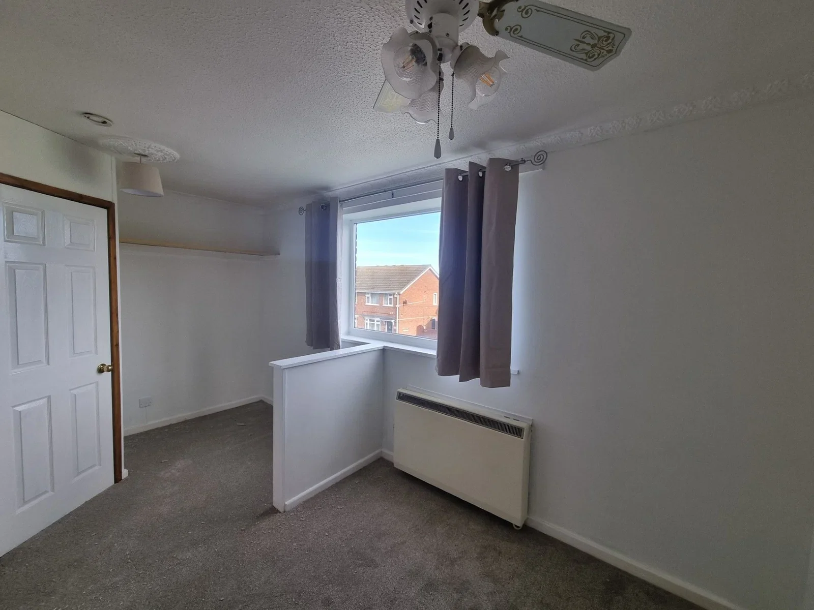 Flat Muncaster Way in Whitby
