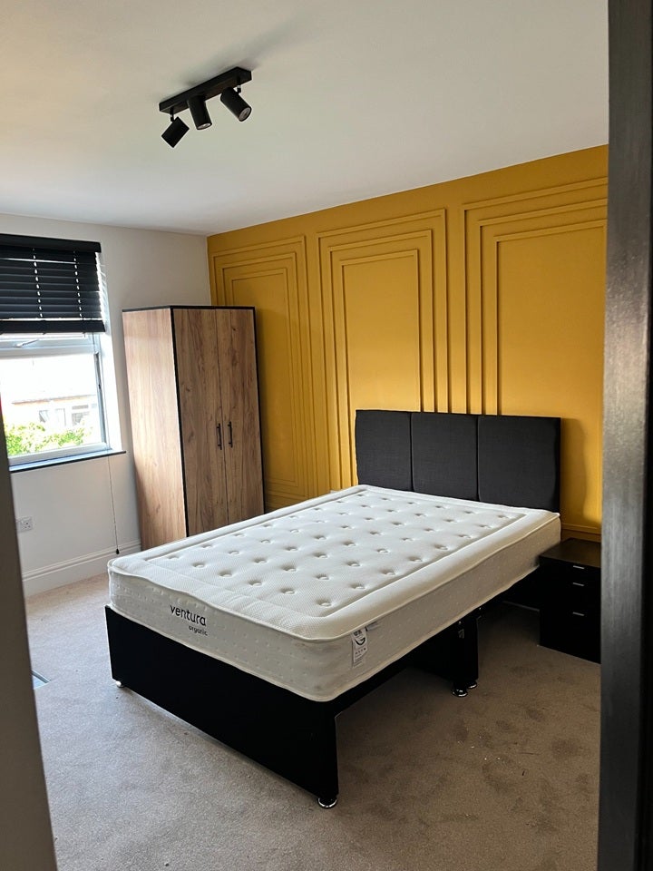 Room Bromyard Road in Worcester