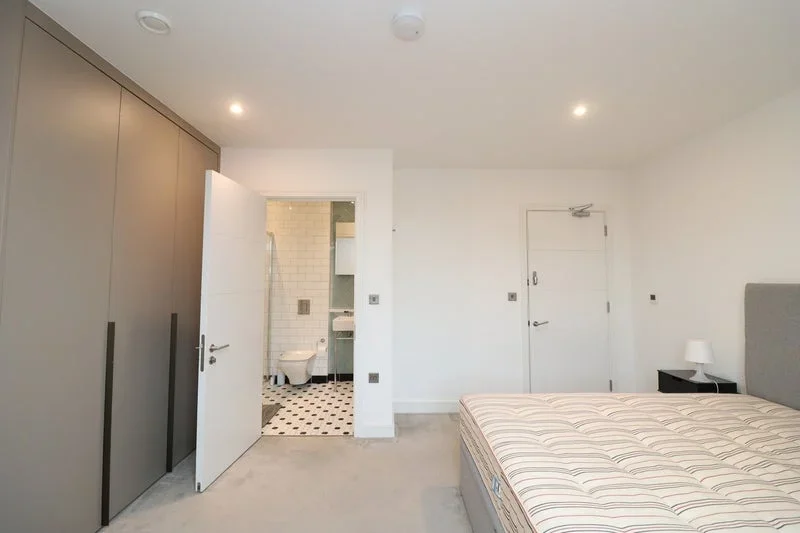 Room Hackney Road in Greater London
