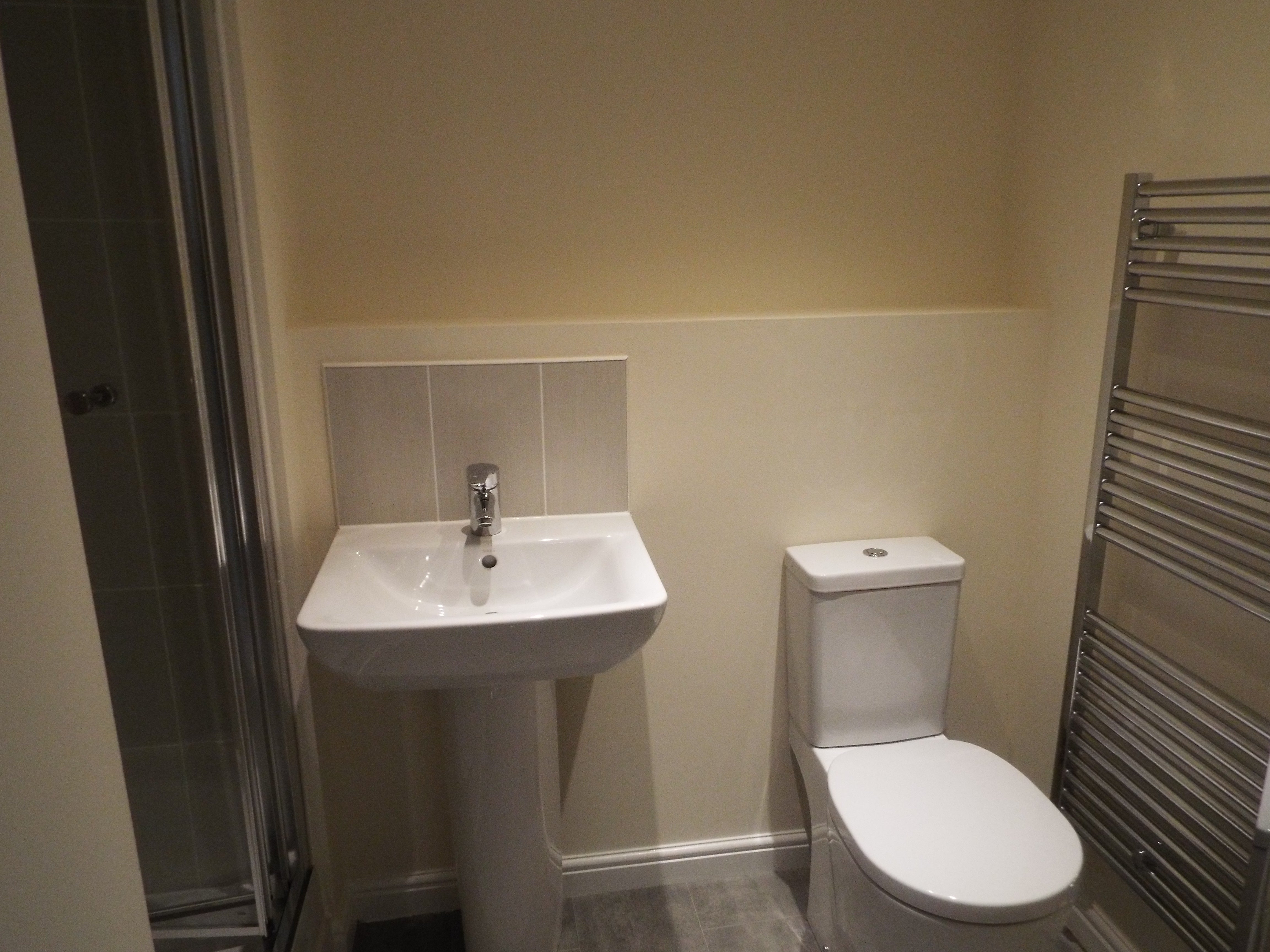 Flat Moore Close in Southampton