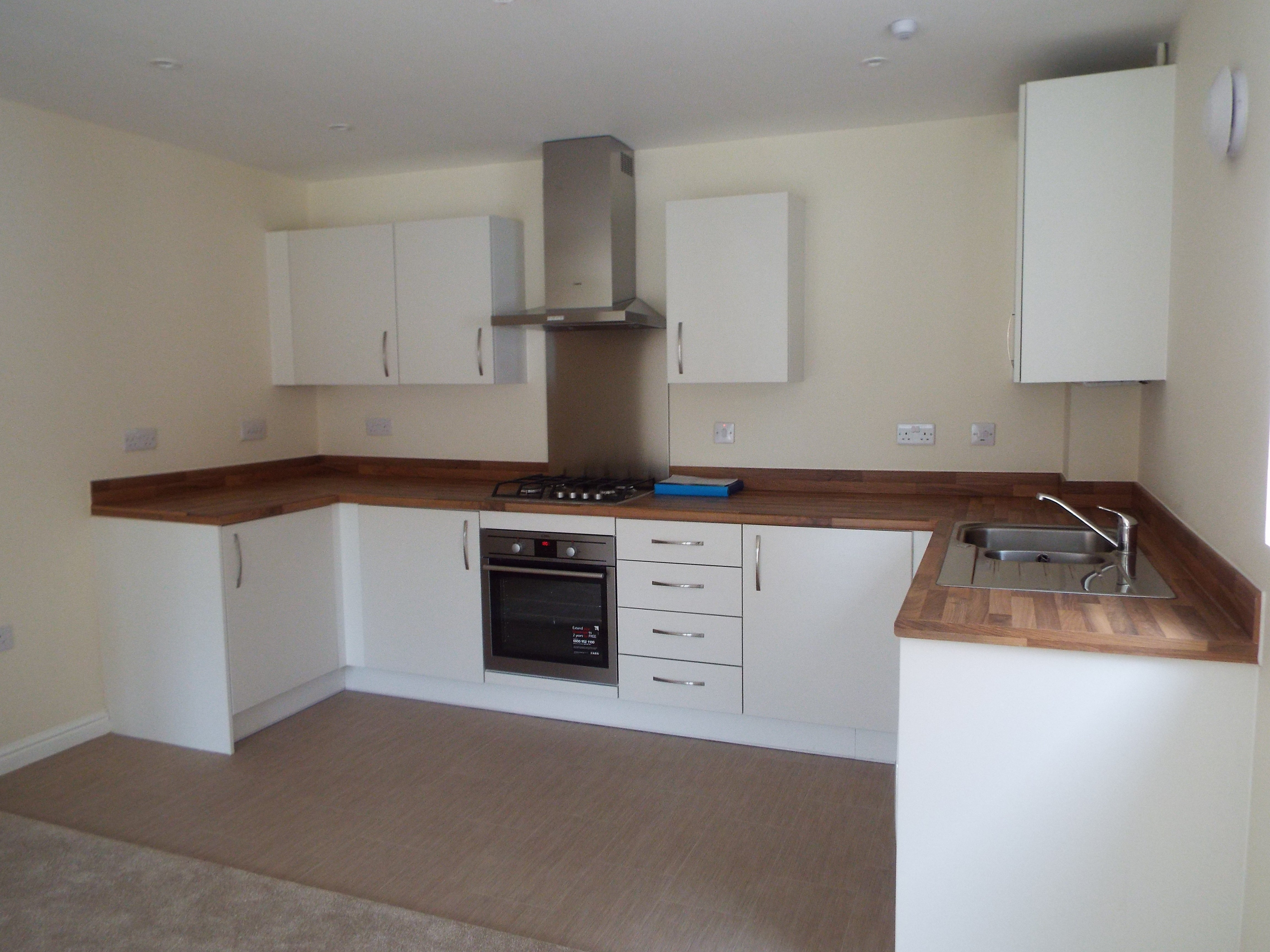 Flat Moore Close in Southampton