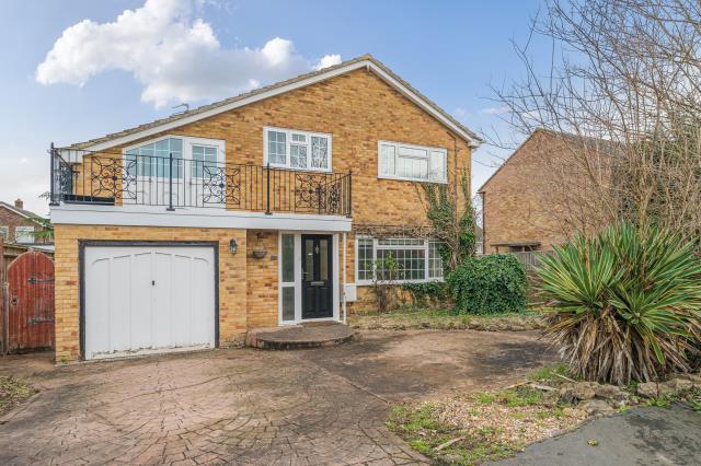 House Masefield Crescent in Vale of White Horse
