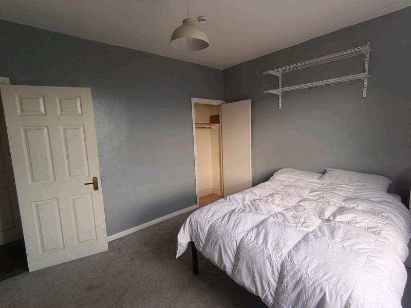 Room Bensham Lane in Greater London