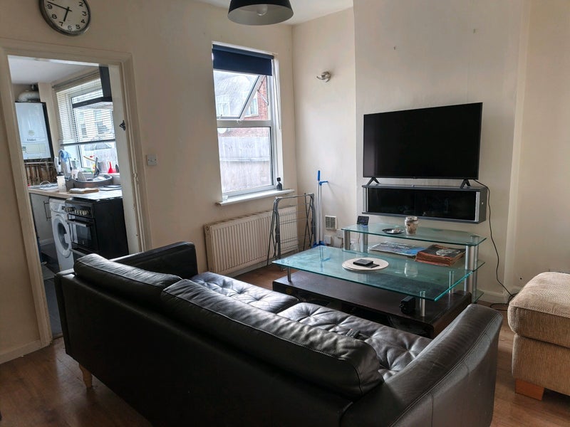 Room Bensham Lane in Greater London
