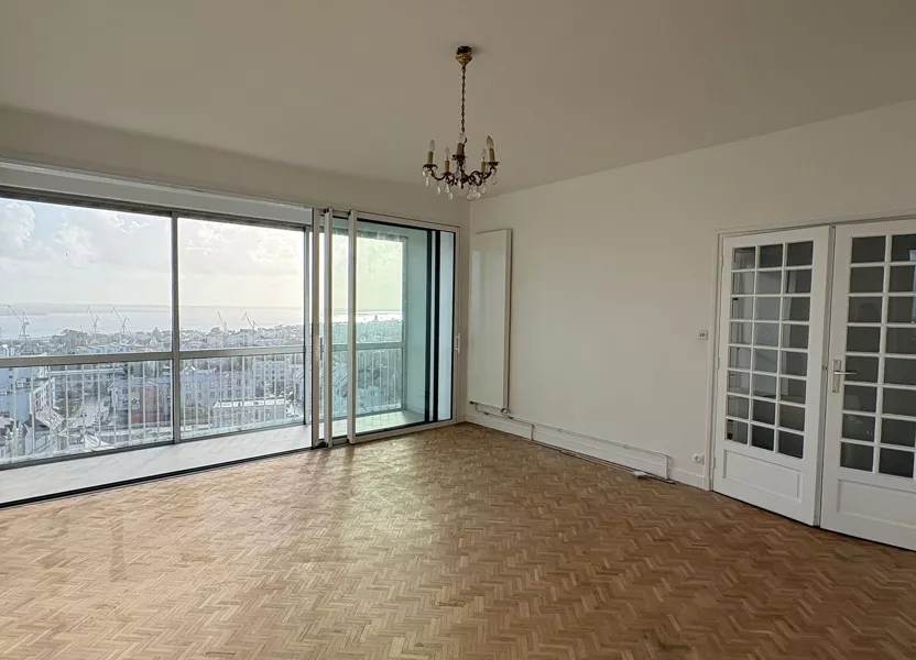 Appartement Rue des Deux Frères Guézenec à Brest