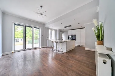 House Winn Road in Greater London