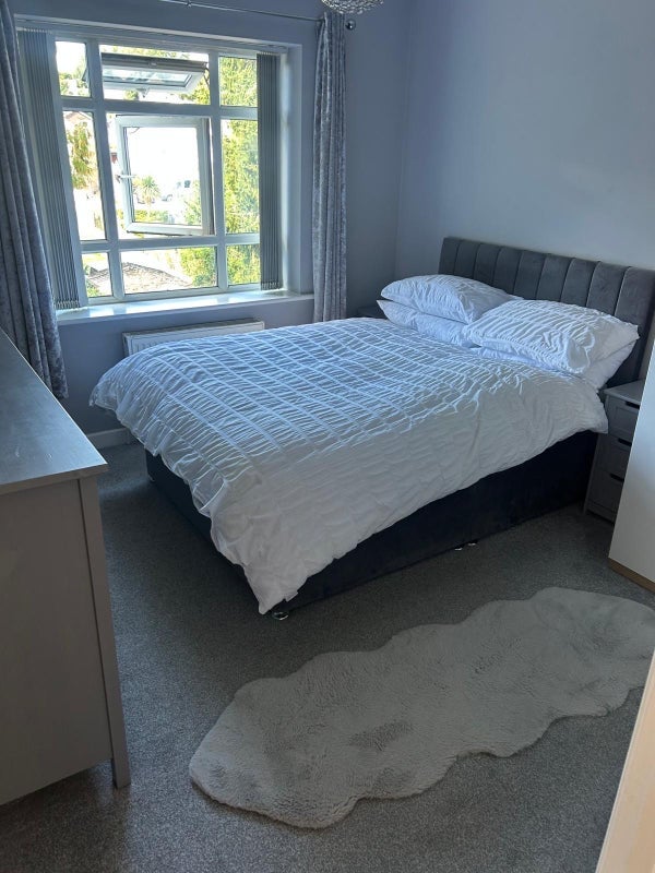 Room Guest Close in Poole