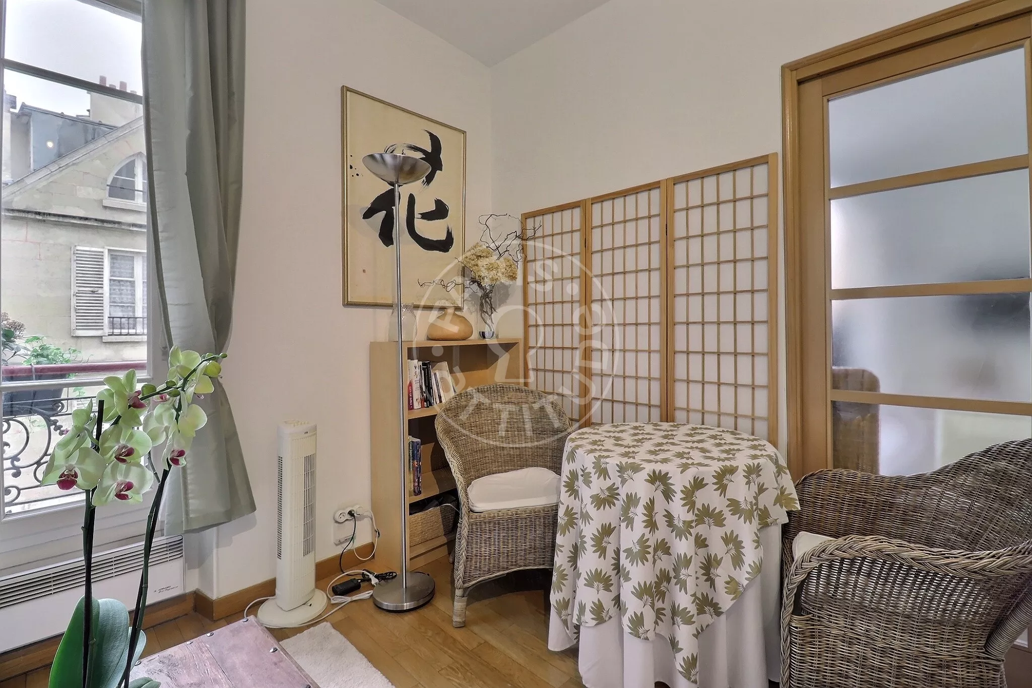Flat Rue Racine in Paris