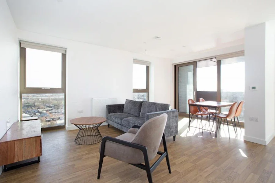 Flat Seven Sisters Road in Greater London