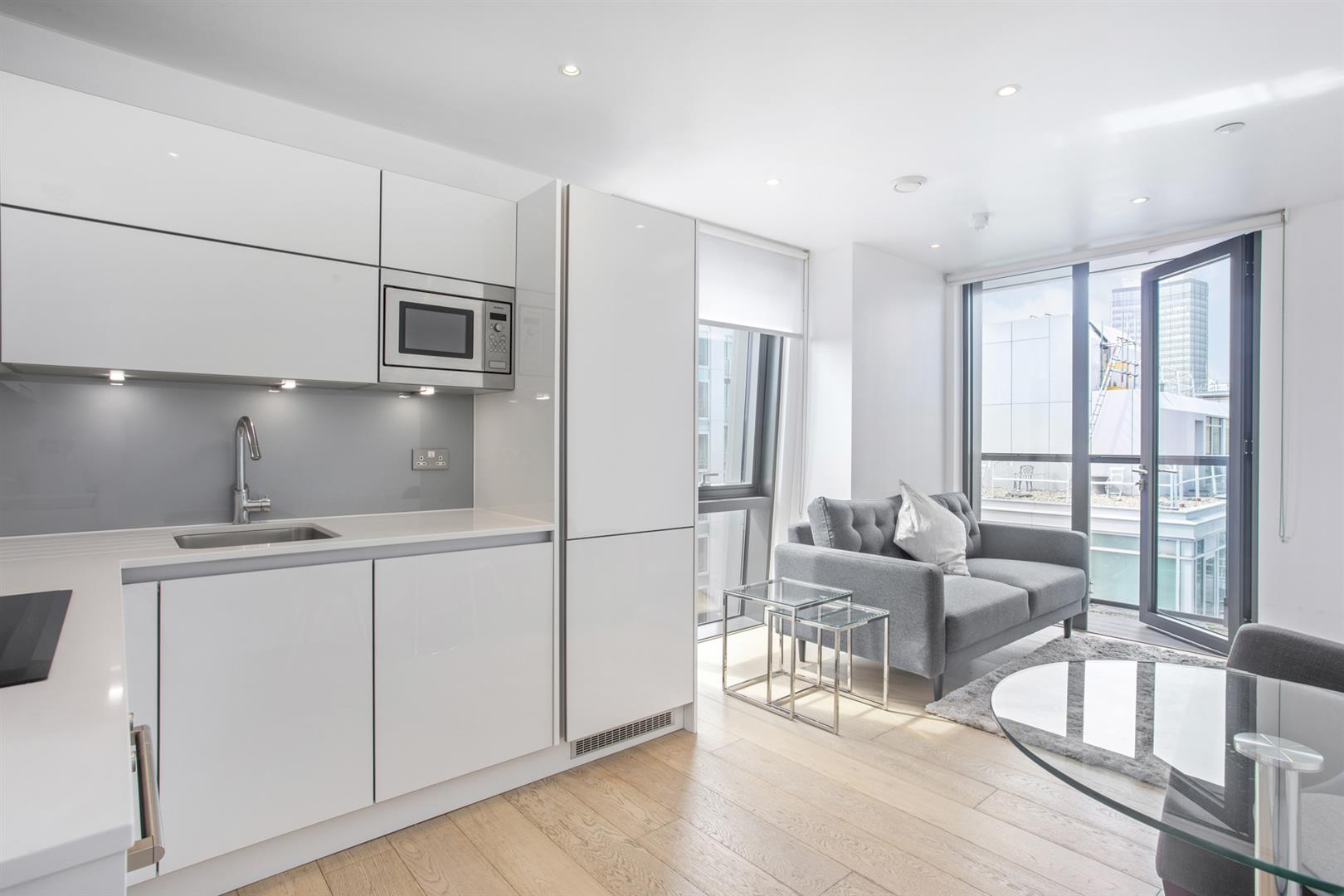 Flat Salamanca Place in Greater London