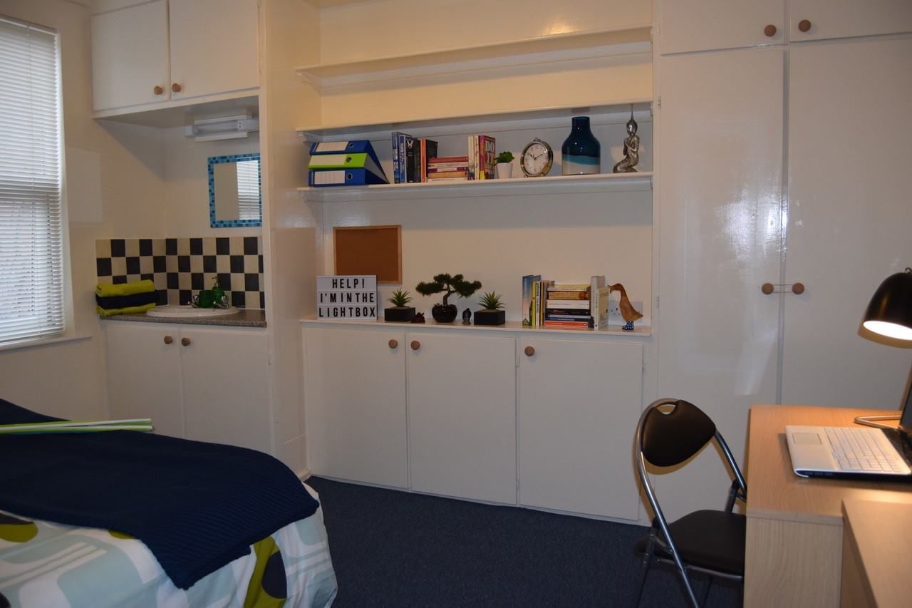 Room Chichester Street in Chester