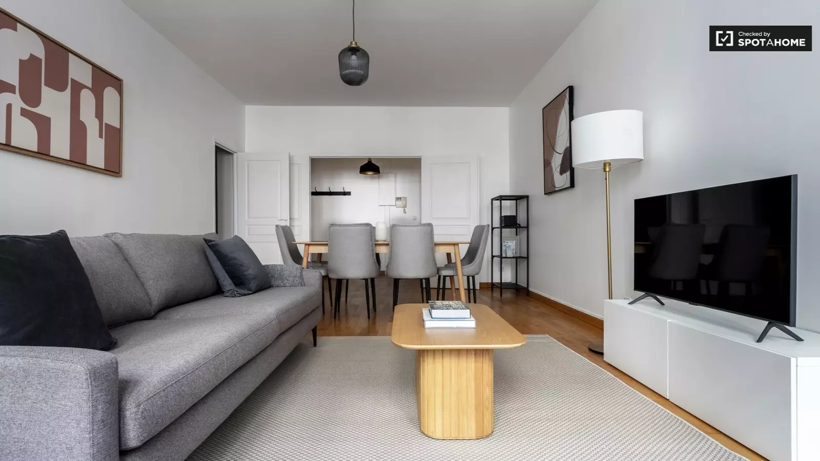 Appartement Rue de Rome à Paris