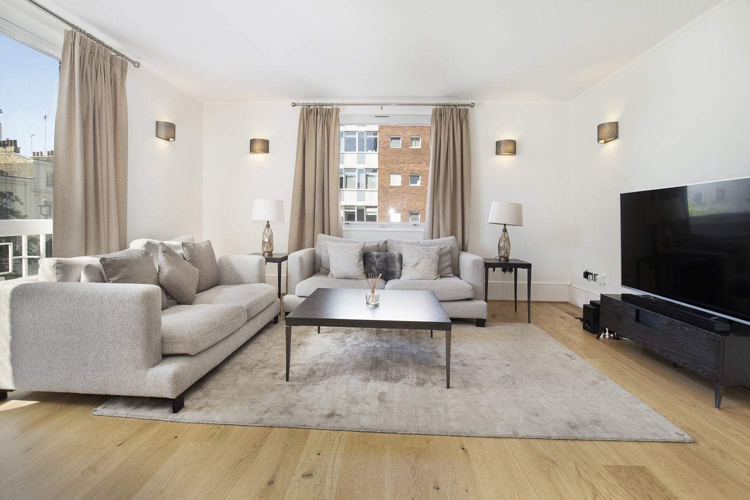 Flat Ebury Street in City of Westminster