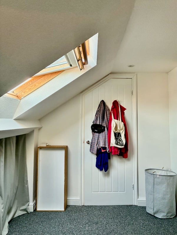 Room Fletching Road in Greater London