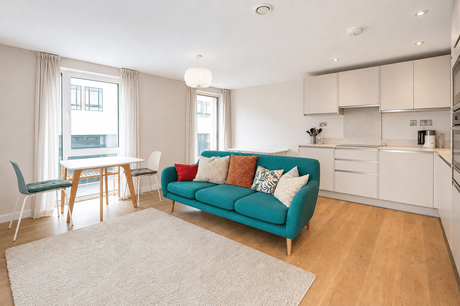 Flat Redcliffe Parade West in Bristol