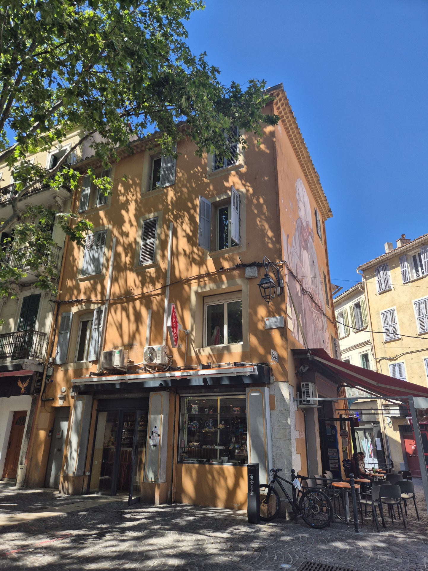 Flat Cours Louis Blanc in La Seyne-sur-Mer