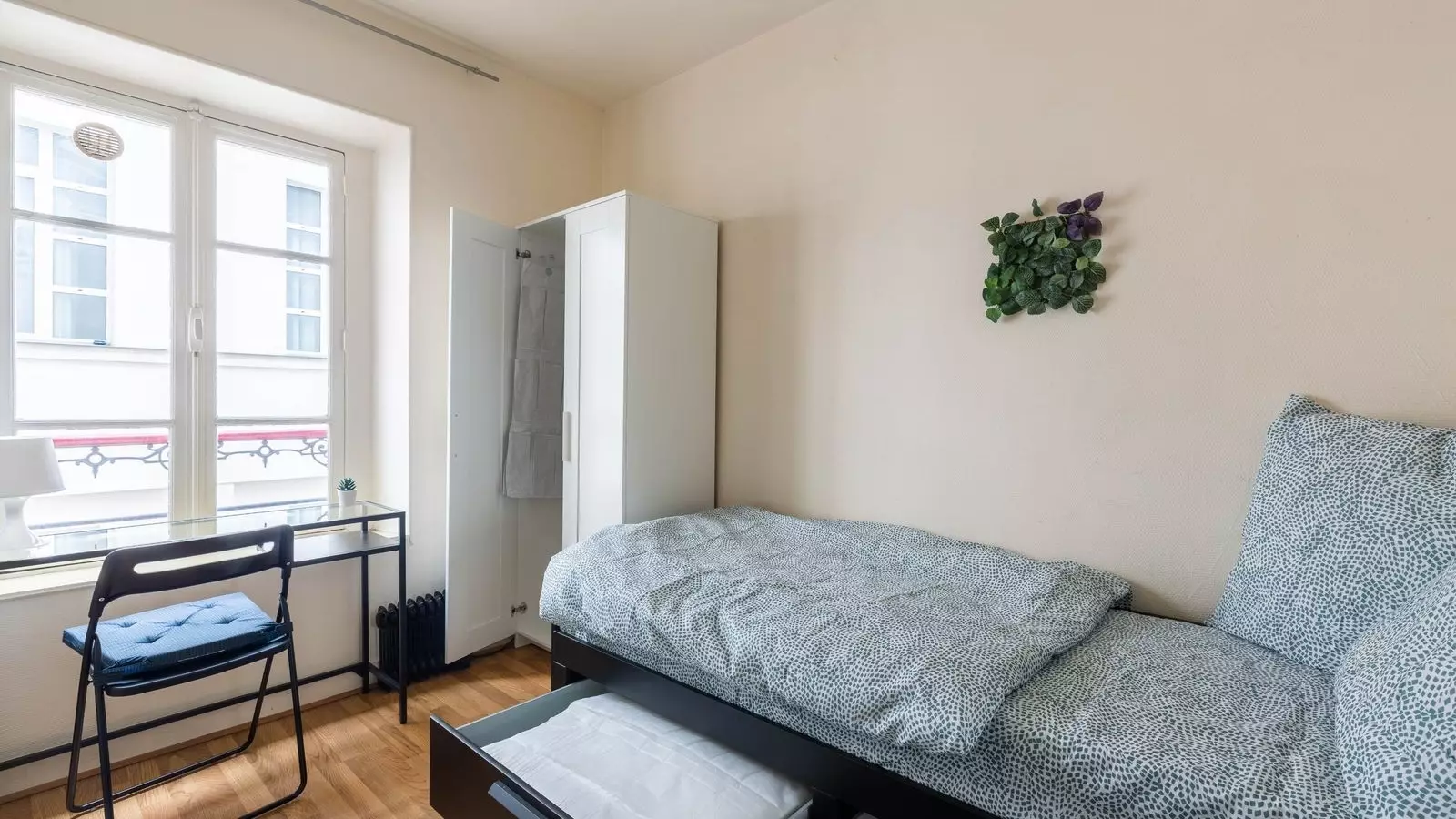 Flat Avenue Ledru-Rollin in Paris