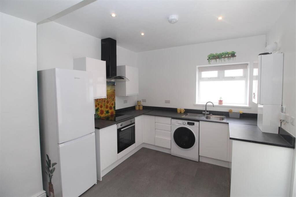 Flat Whitchurch Road in Cardiff