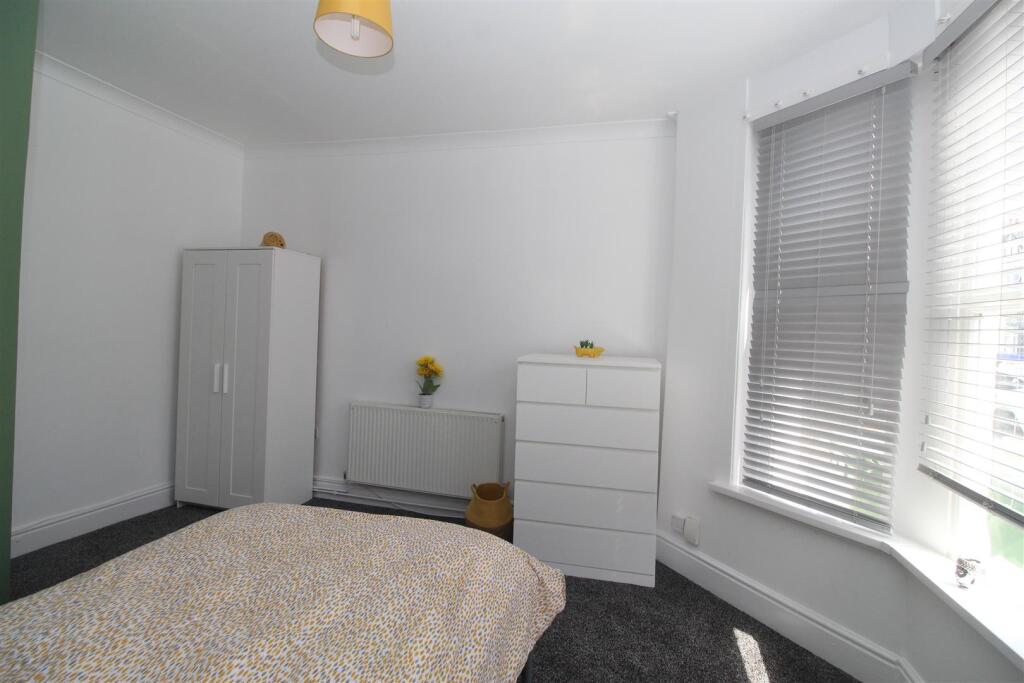 Flat Whitchurch Road in Cardiff
