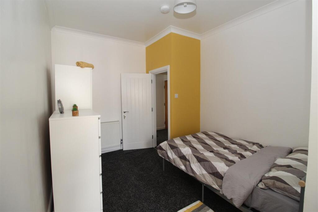 Flat Whitchurch Road in Cardiff