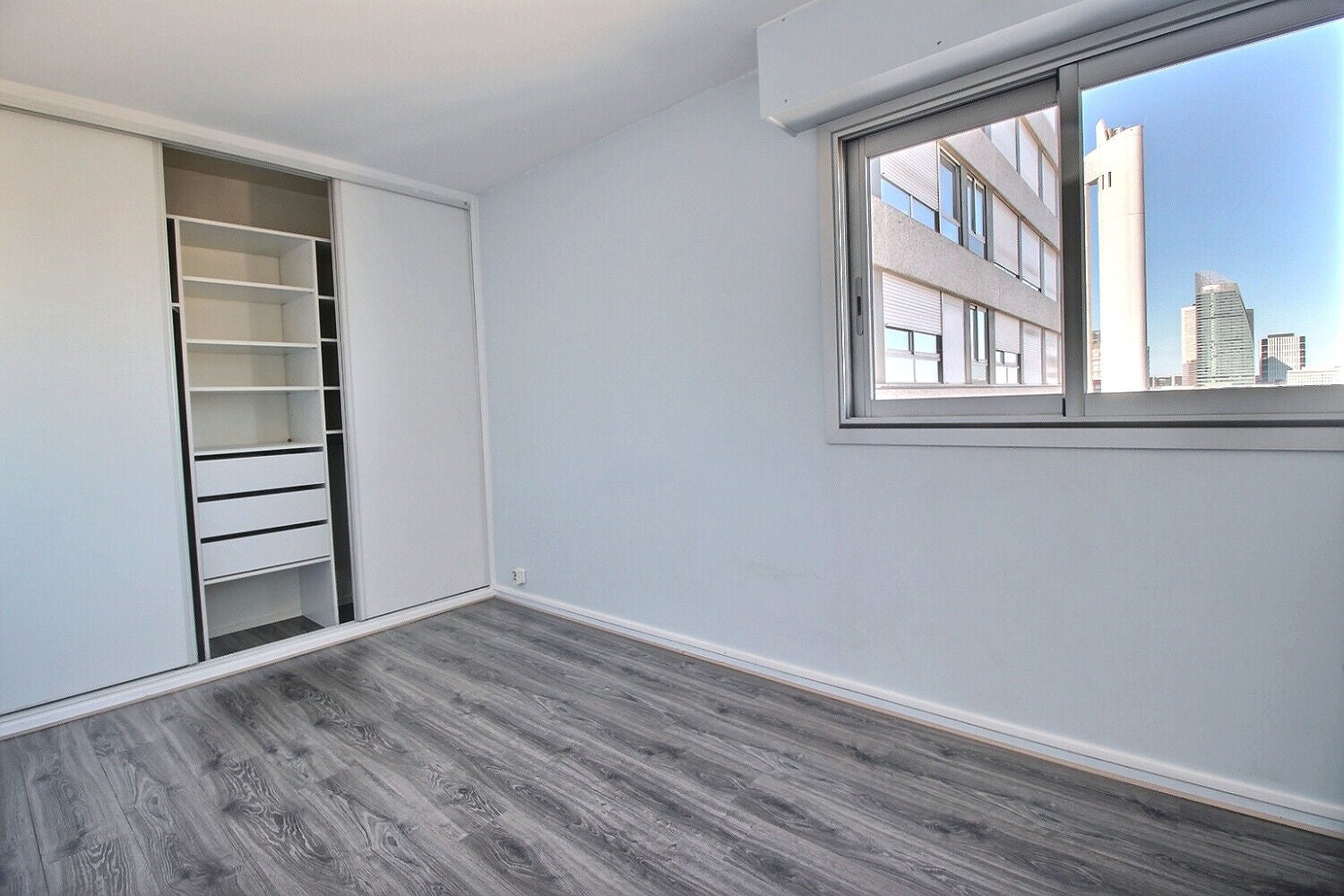 Appartement Rue de l'Alma à Courbevoie