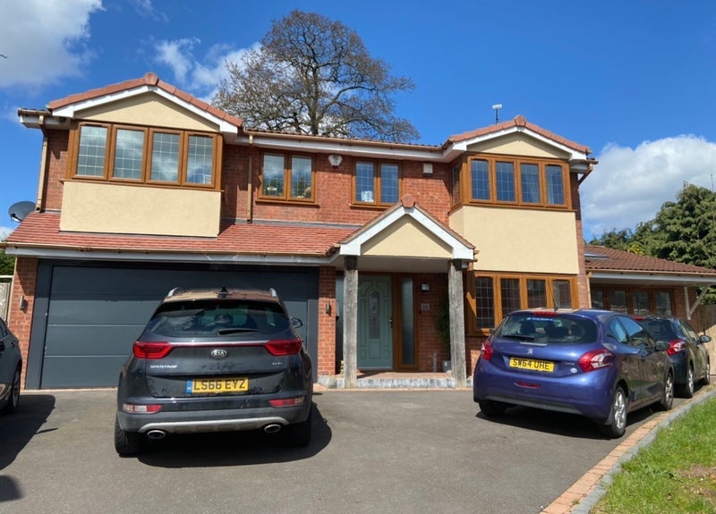 Room Finwood Close in Metropolitan Borough of Solihull