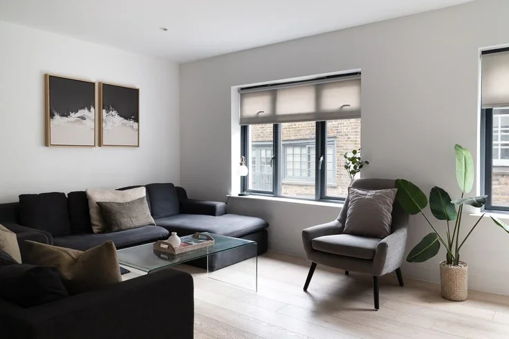 Flat Bourlet Close in City of Westminster