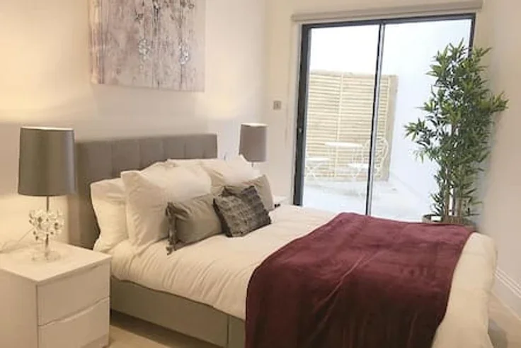 Flat Bourlet Close in City of Westminster