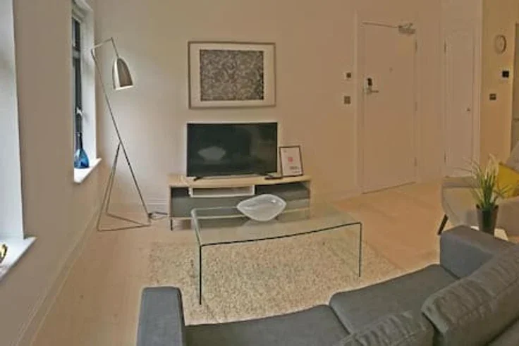 Flat Bourlet Close in City of Westminster