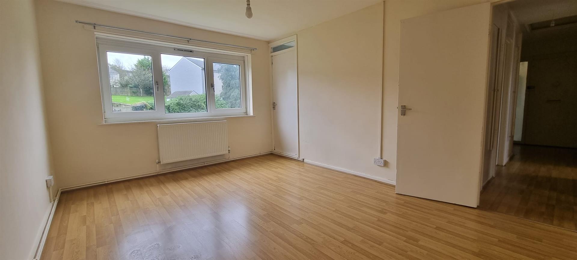 Flat Siskin Close in Haverfordwest