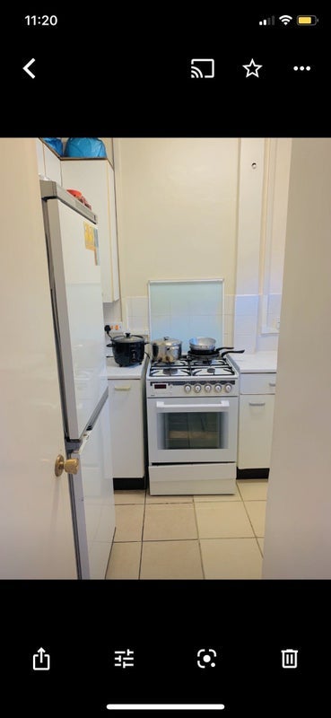 Room India Way in Greater London