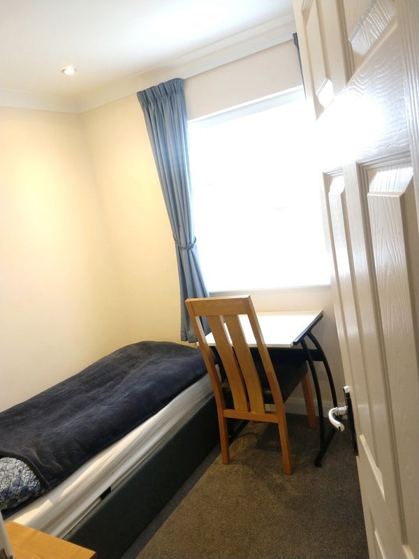 Room Britannia Road in Ipswich