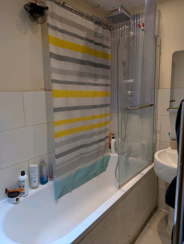 Room Disraeli Road in Greater London